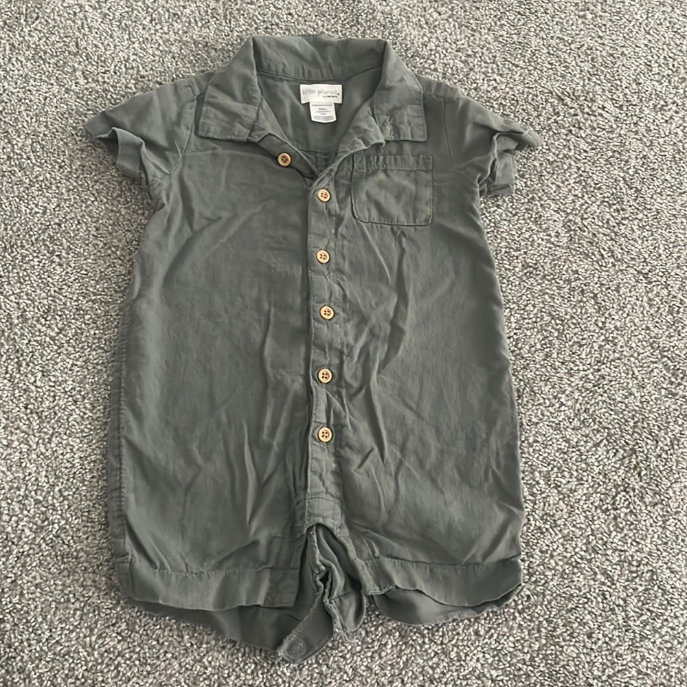 Baby olive green linen collard romper. Size 24 months